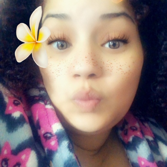 Meet your Posher, Jahaira - Picture 6 of 8